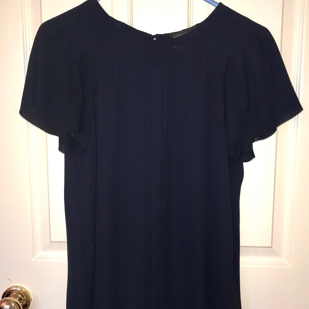Navy short sleeve Banana Republic blouse size S